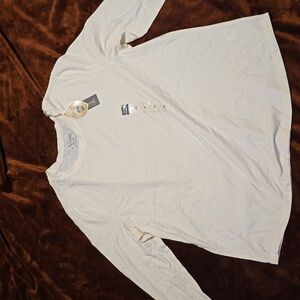 Woman's Natural Refelctions Cream Shirt